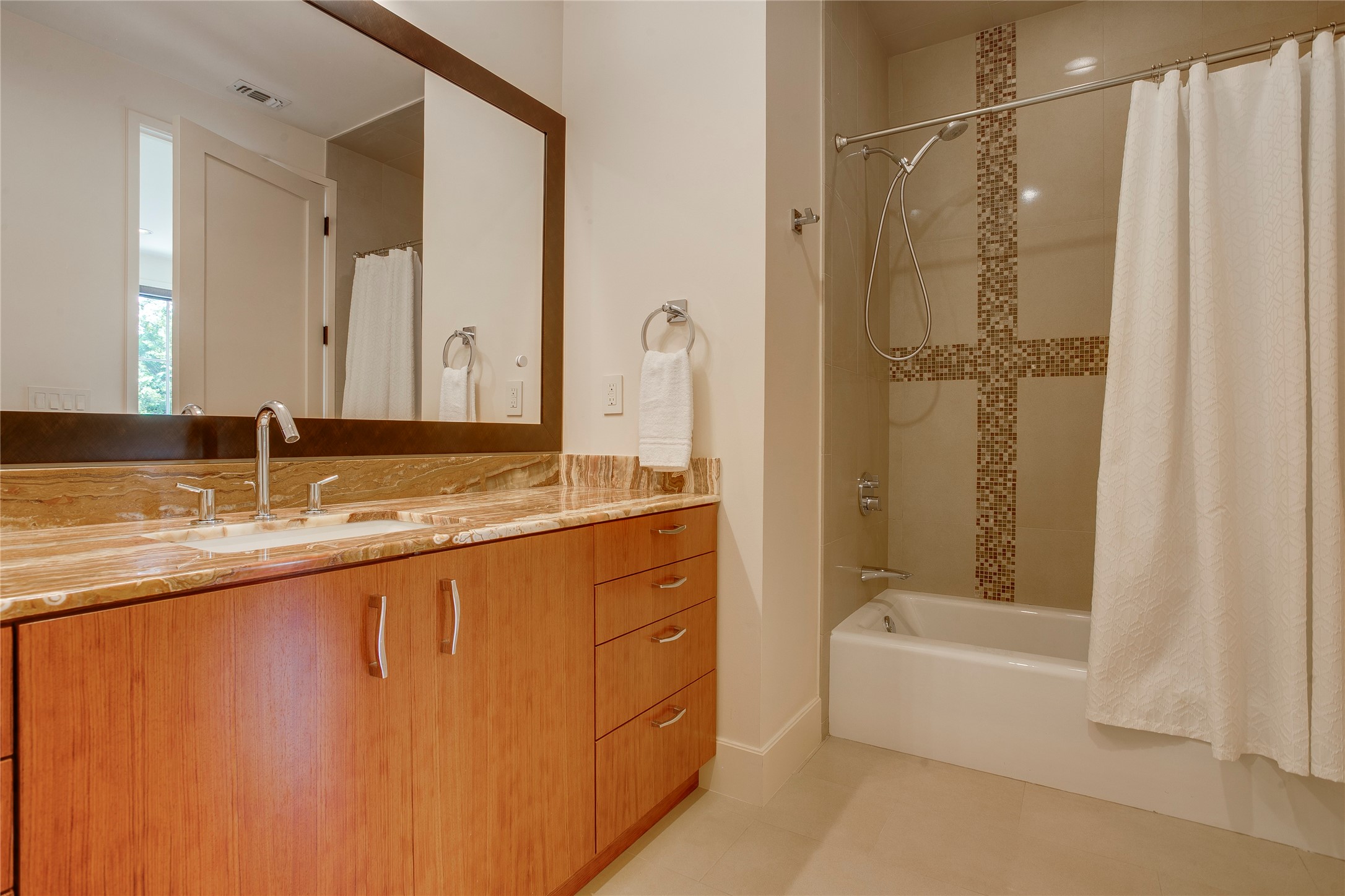 48 Ash Bluff Lane Dallas TX 75248