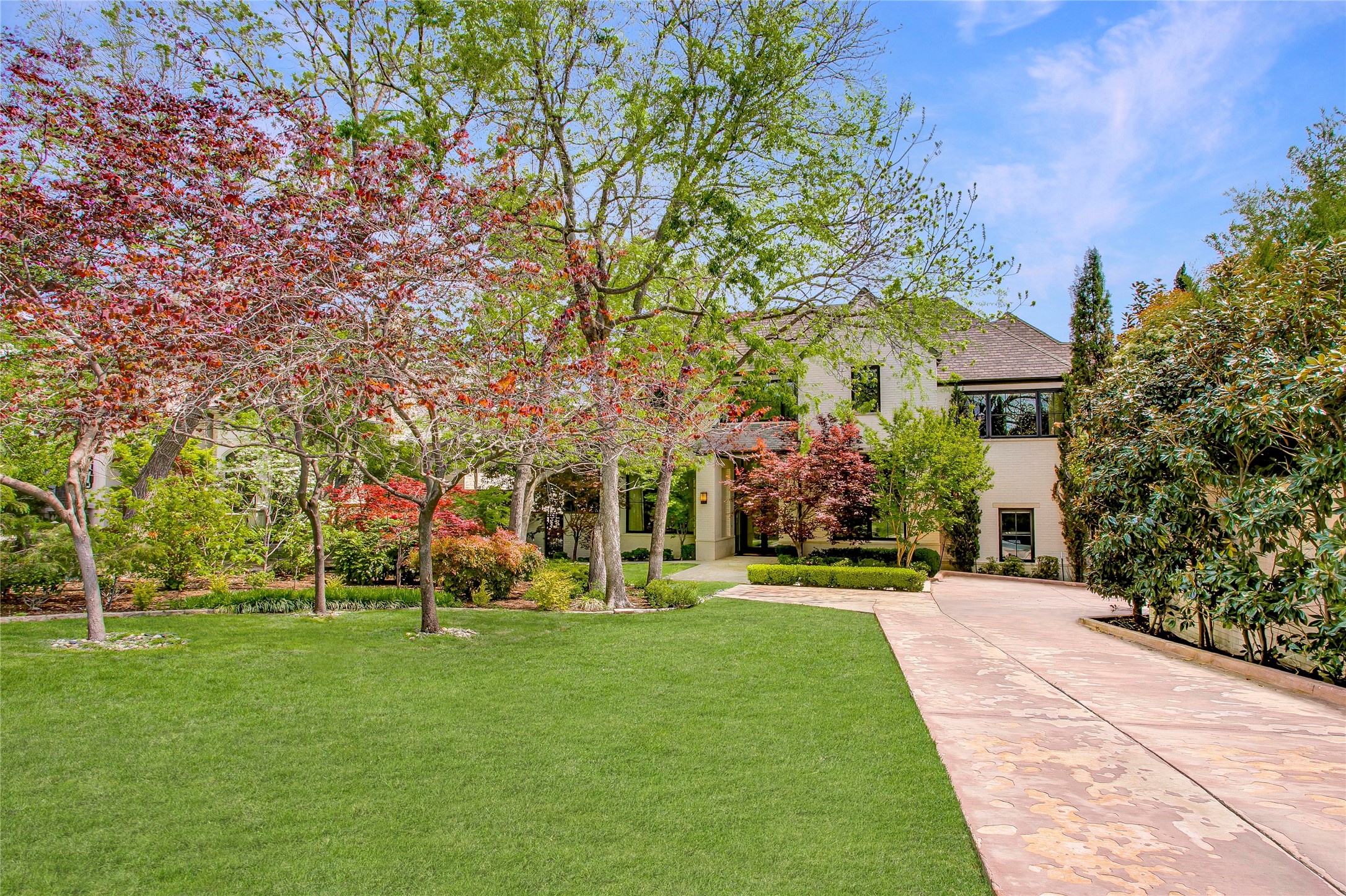 48 Ash Bluff Lane Dallas TX 75248