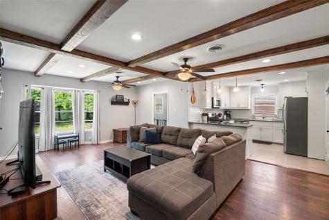 803 S Rusk Street Gainesville TX 76240