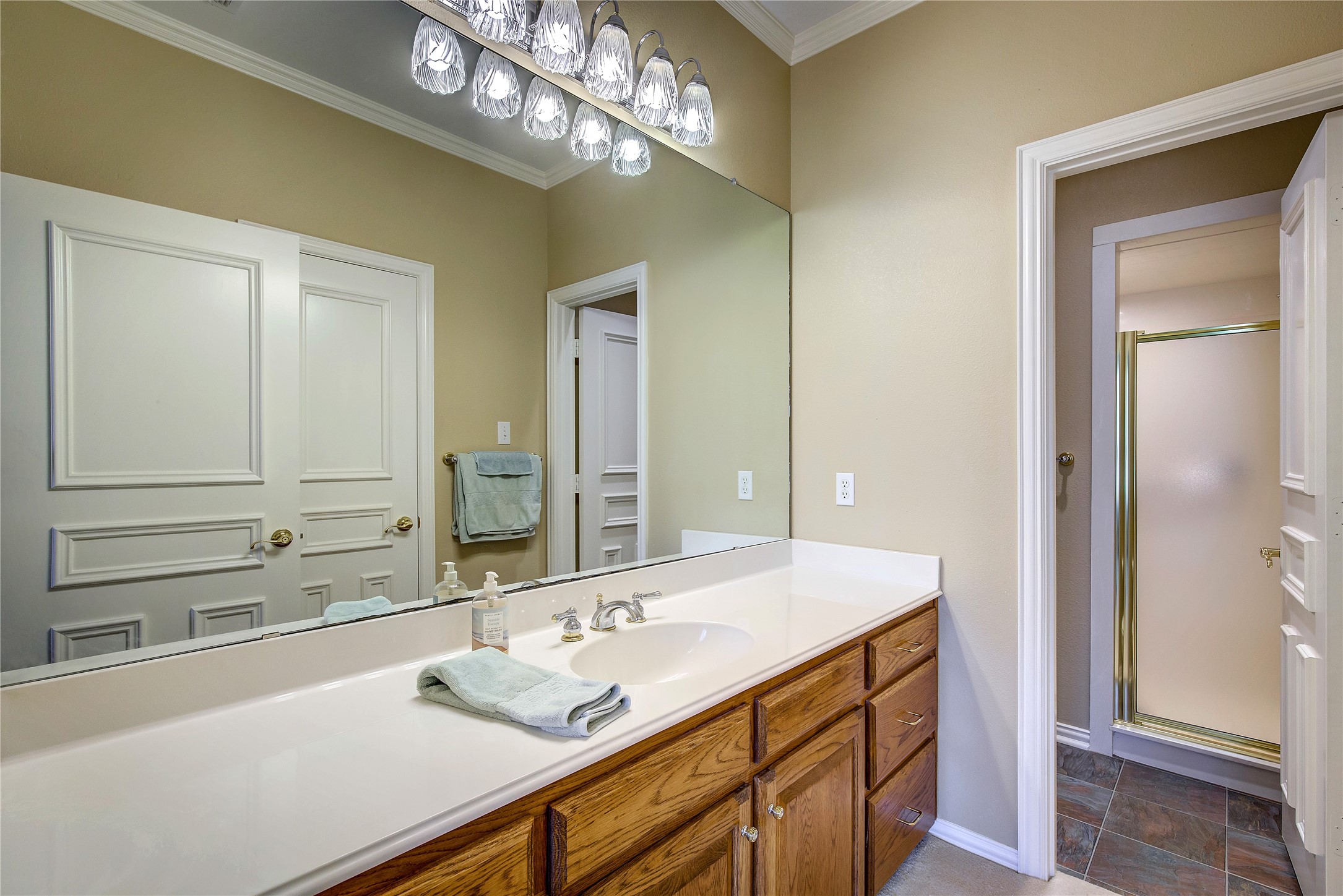 6404 Creekside Drive Greenville TX 75402