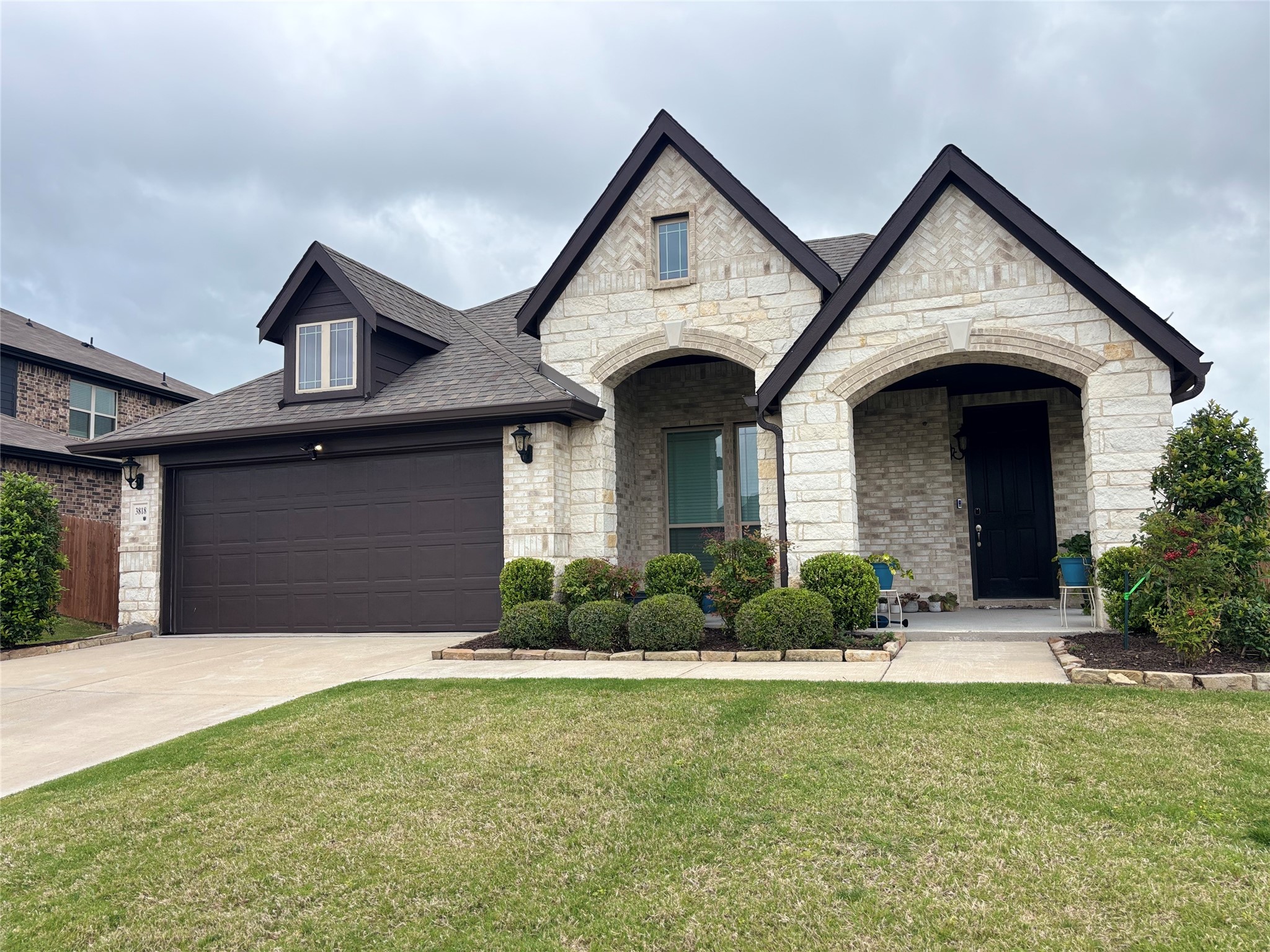 3818 Noblewood Drive Heartland TX 75126