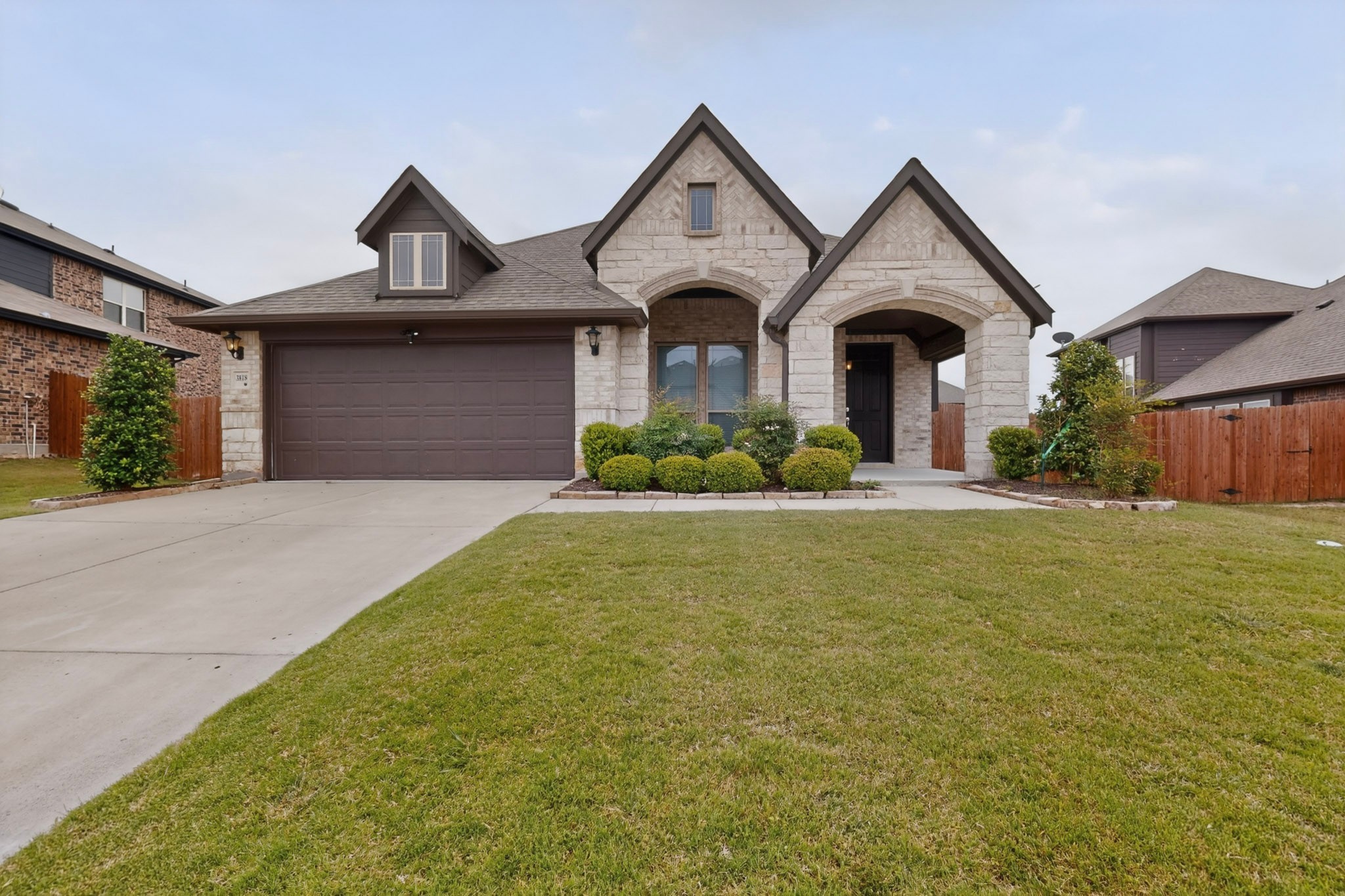 3818 Noblewood Drive Heartland TX 75126
