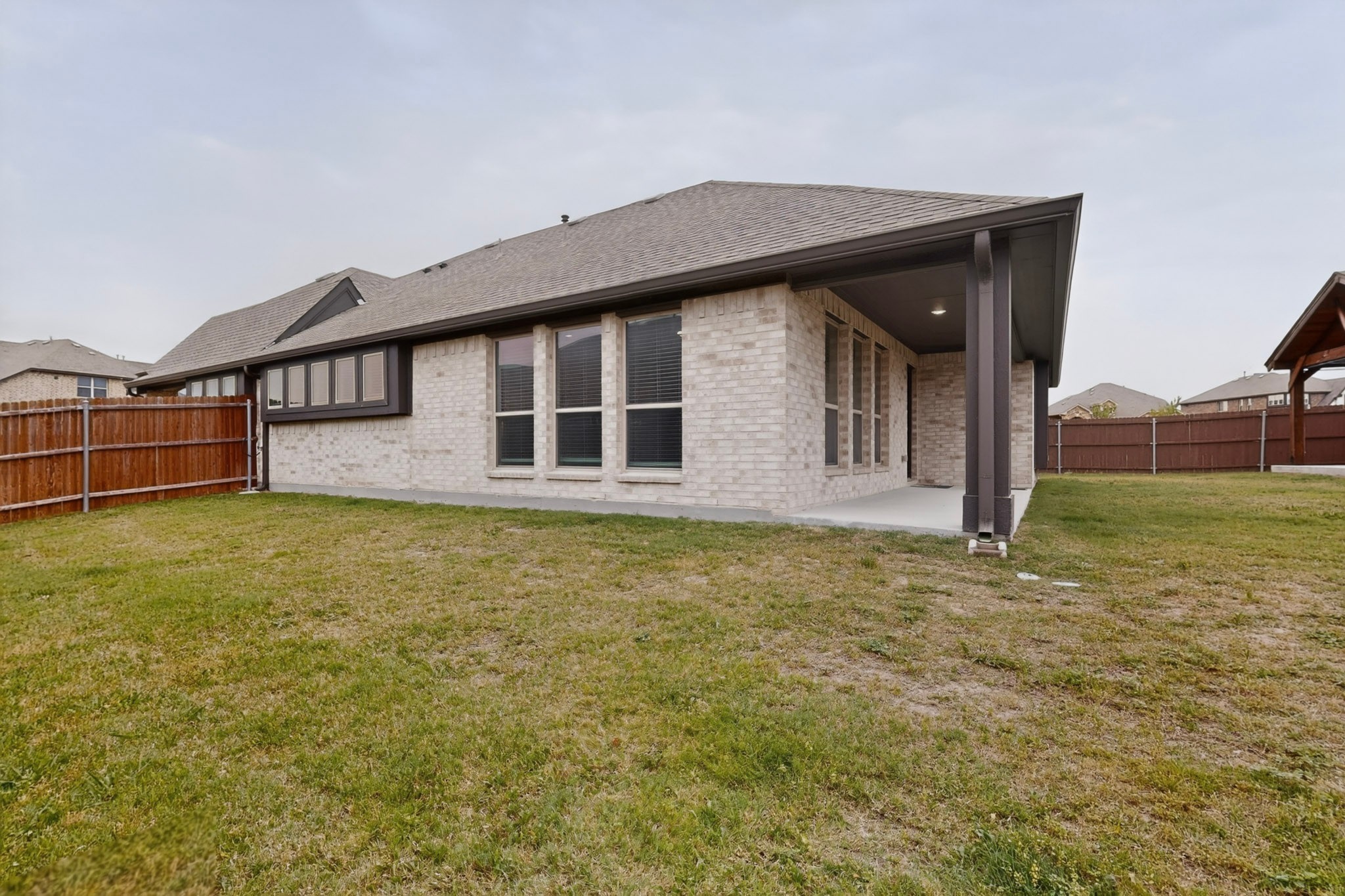 3818 Noblewood Drive Heartland TX 75126