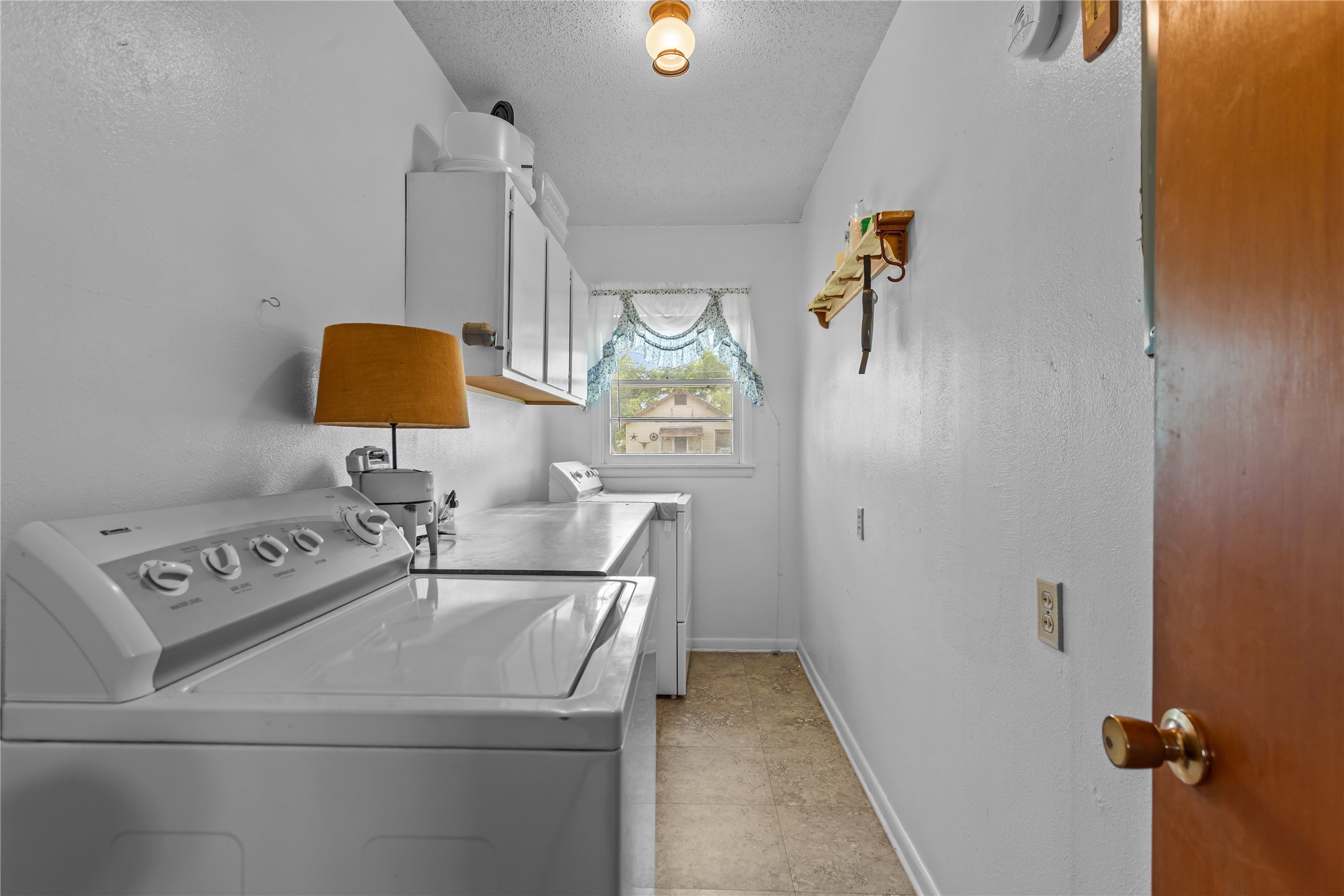 1403 W 5th Street Clifton TX 76634