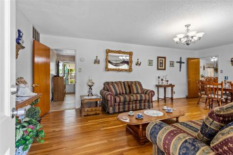 1403 W 5th Street Clifton TX 76634