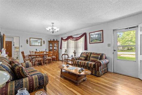 1403 W 5th Street Clifton TX 76634