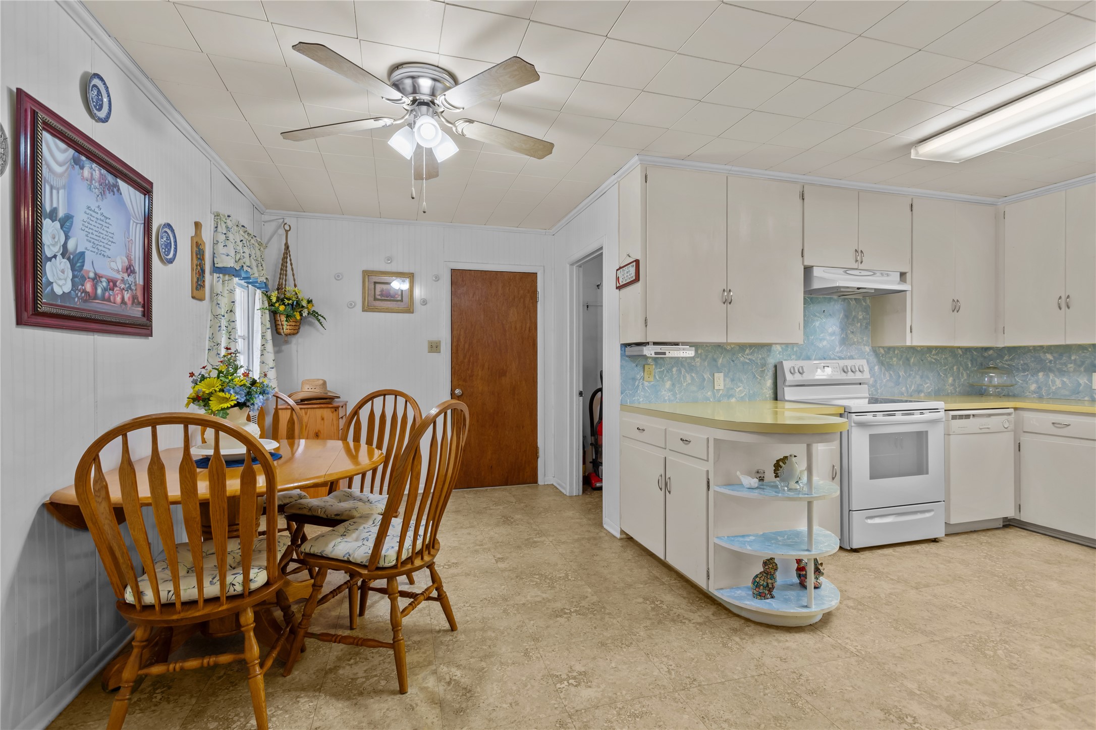 1403 W 5th Street Clifton TX 76634