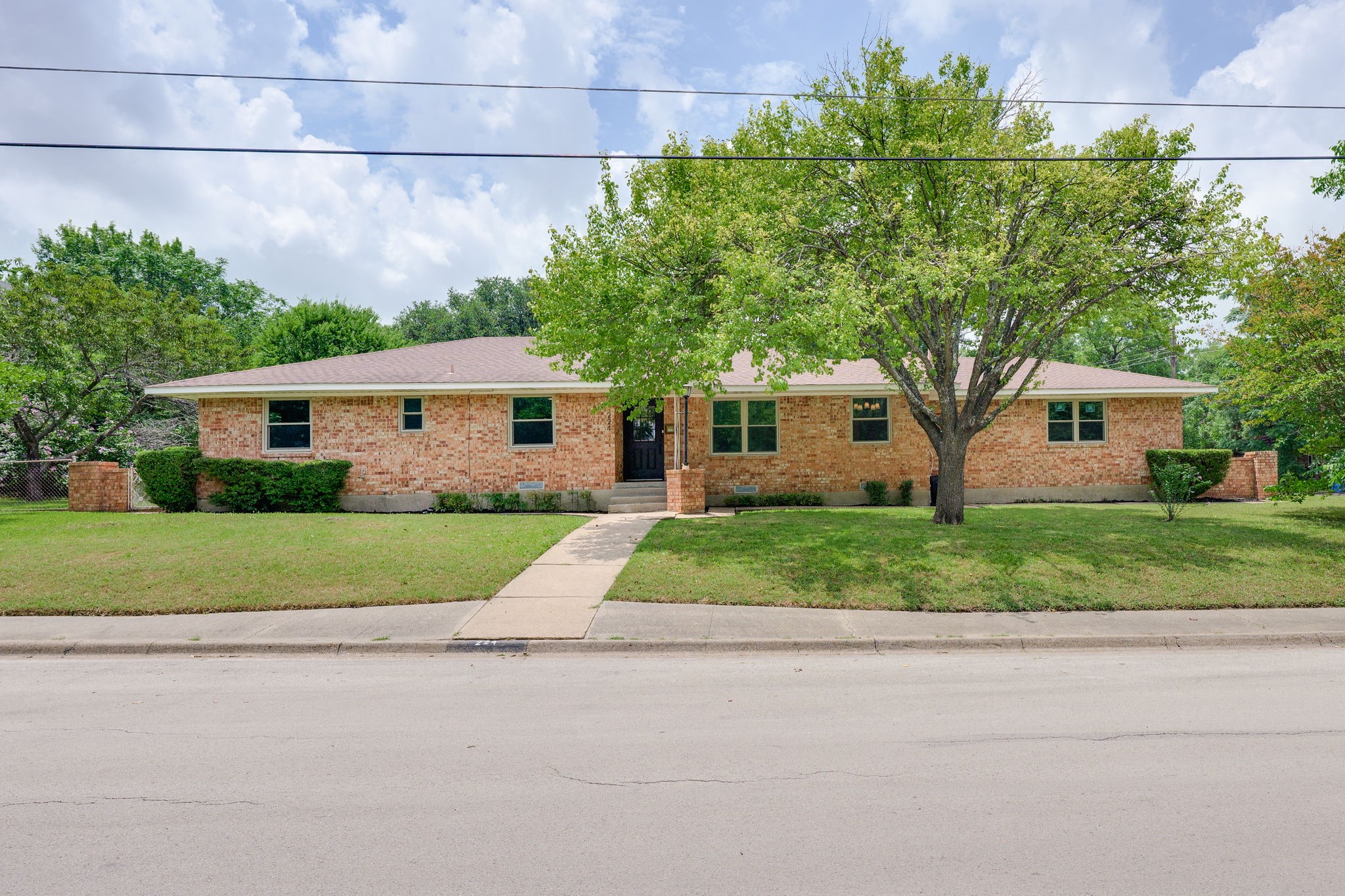 224 W Lanett Drive Desoto TX 75115