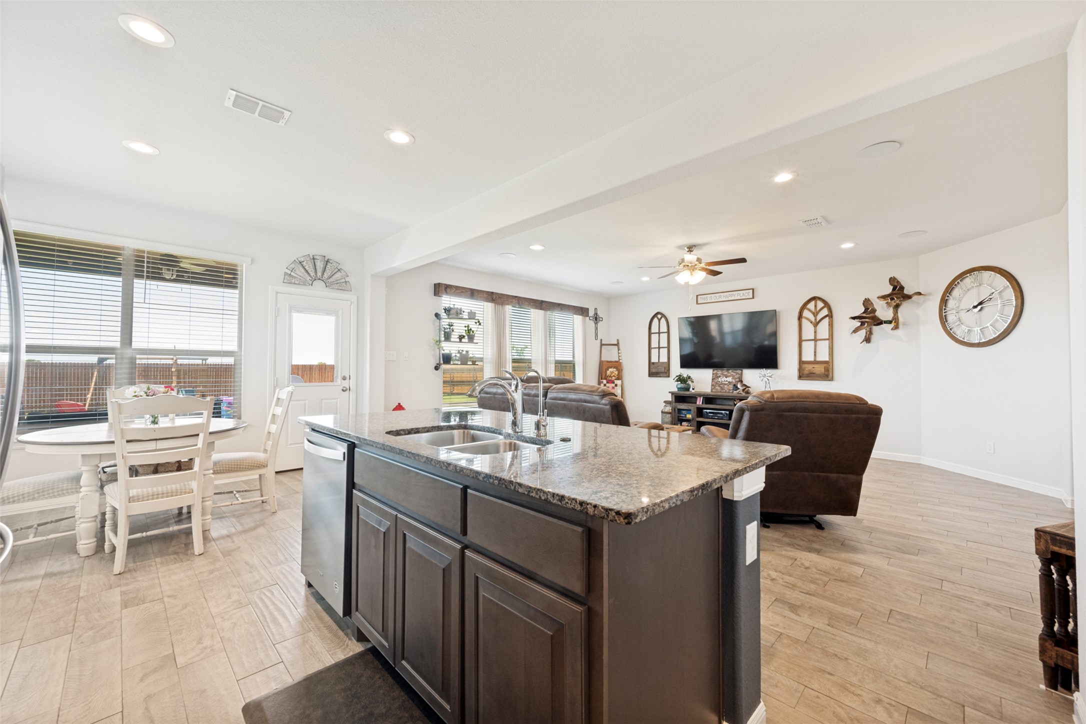 1102 Dublin Drive Cleburne TX 76033