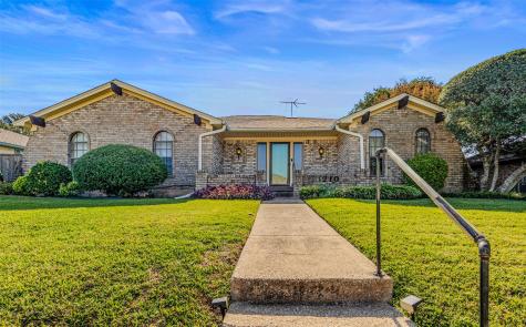 1210 Pecan Valley Drive Garland TX 75043