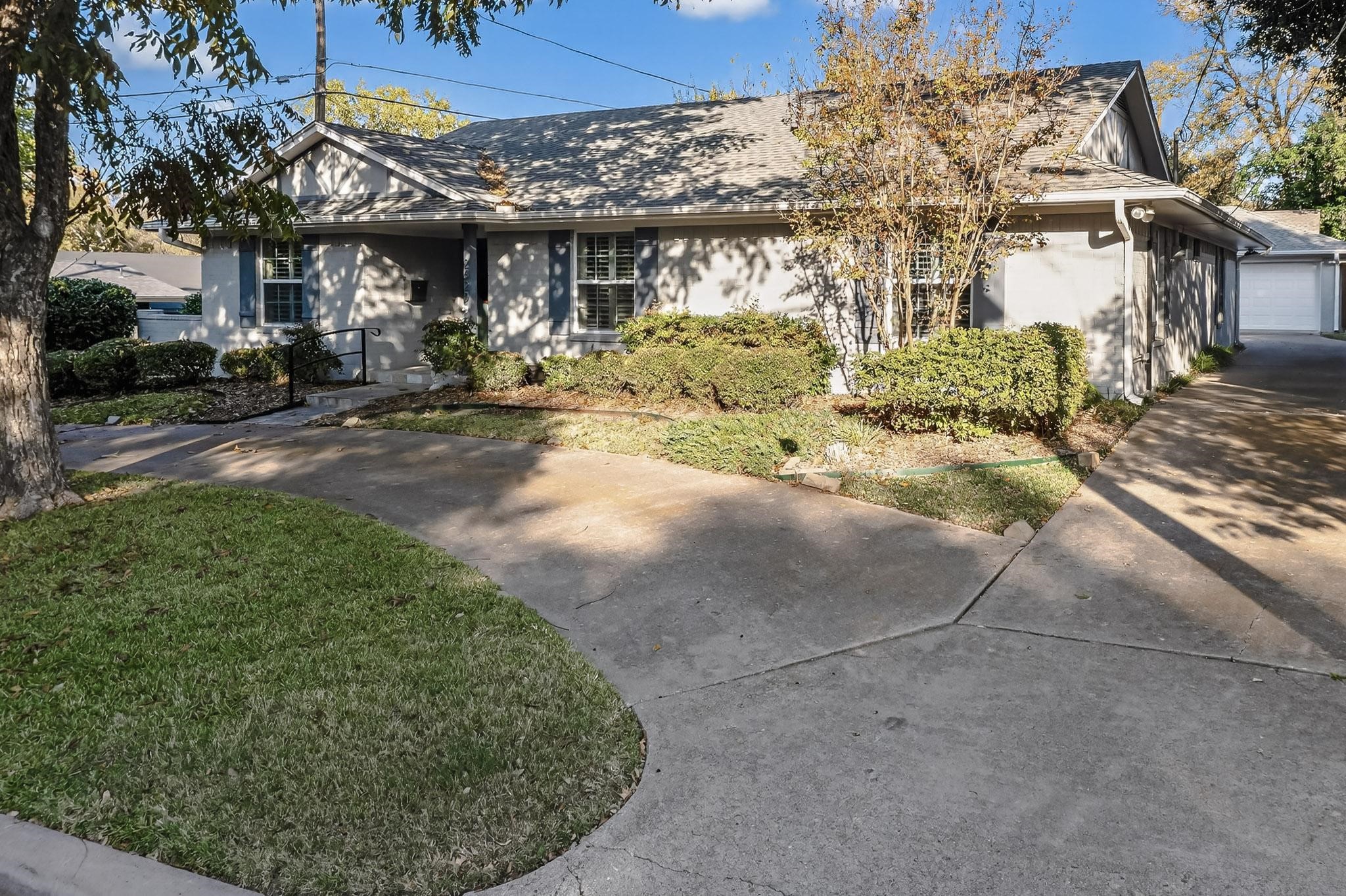 2620 Pearson Drive Dallas TX 75214