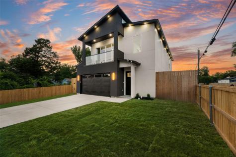 1651 E Overton Street Dallas TX 75216