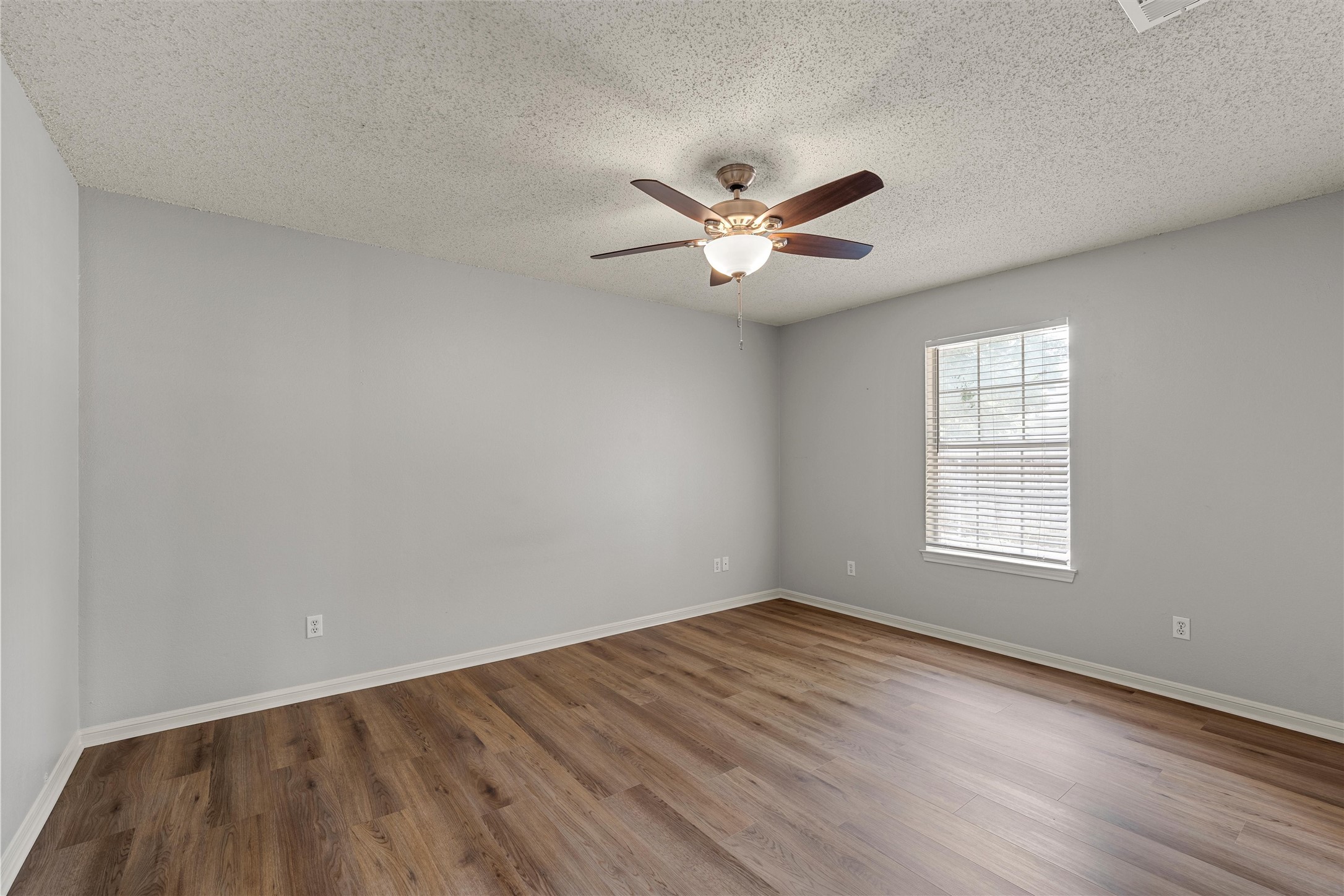 1118 Bagby Avenue Waco TX 76706