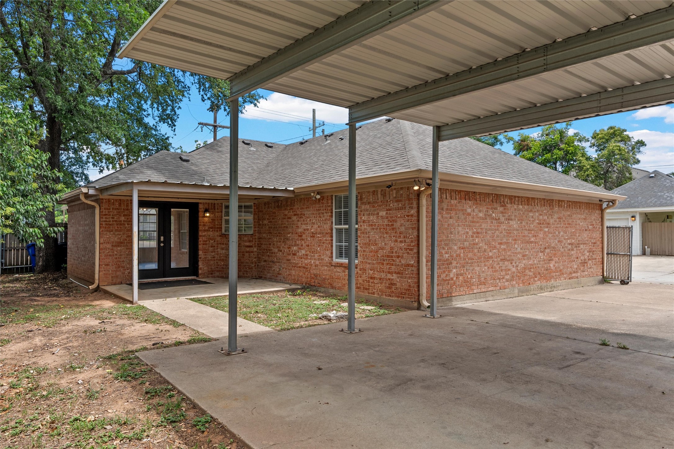 1118 Bagby Avenue Waco TX 76706