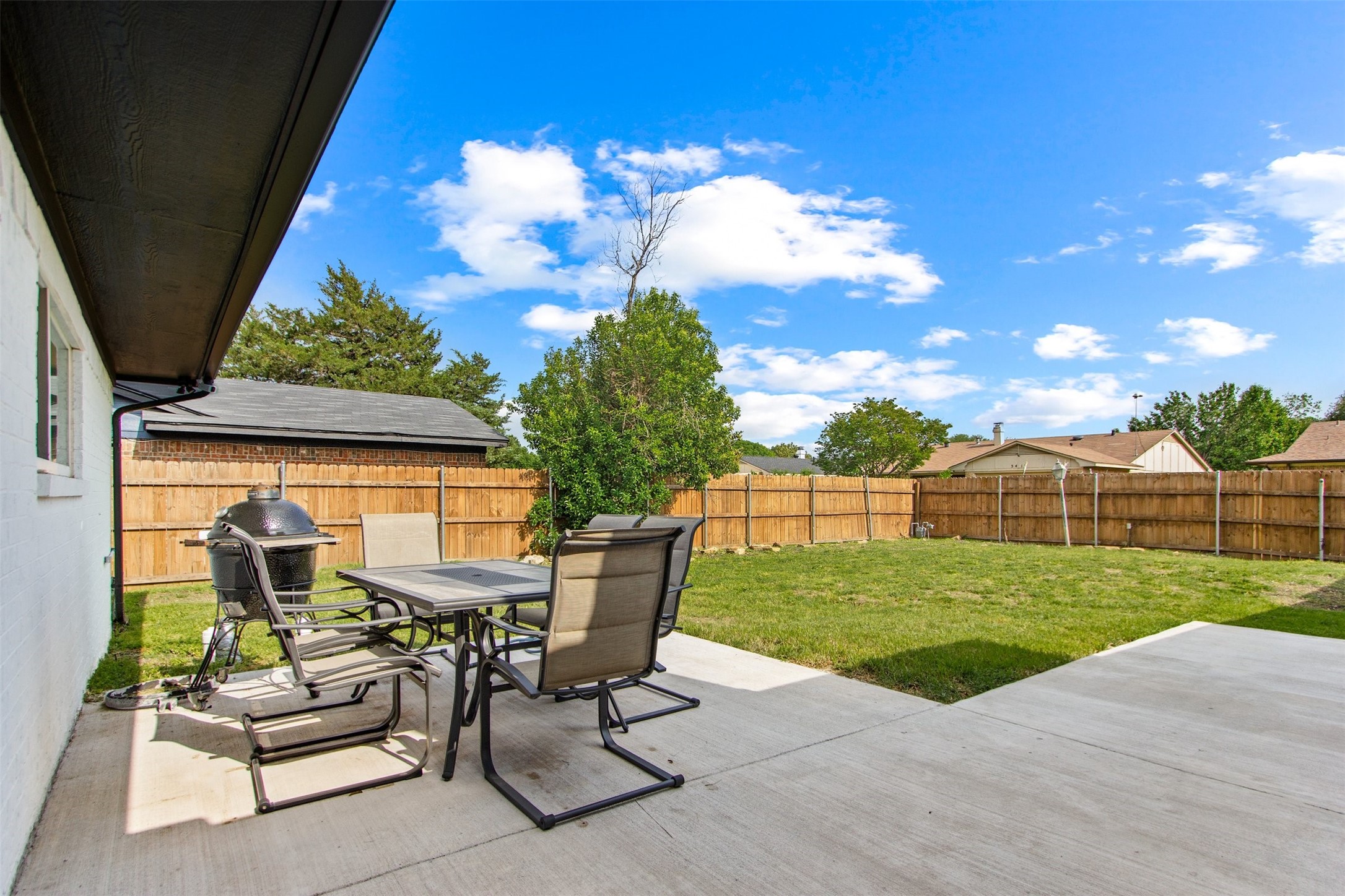 3422 Blueridge Lane Garland TX 75042