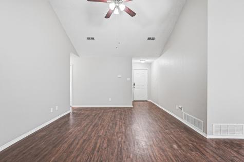 817 Ackers Drive Arlington TX 76001