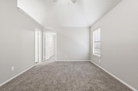 817 Ackers Drive Arlington TX 76001