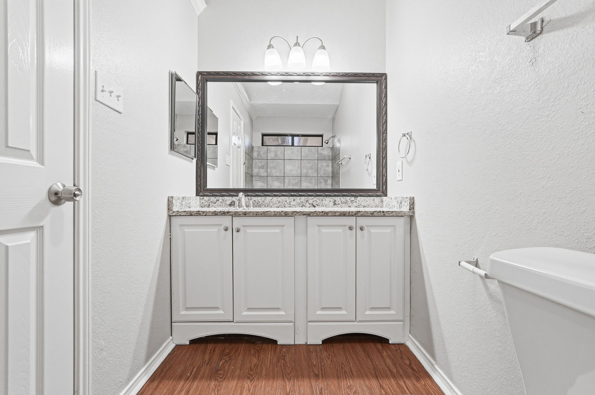 817 Ackers Drive Arlington TX 76001