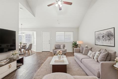 817 Ackers Drive Arlington TX 76001