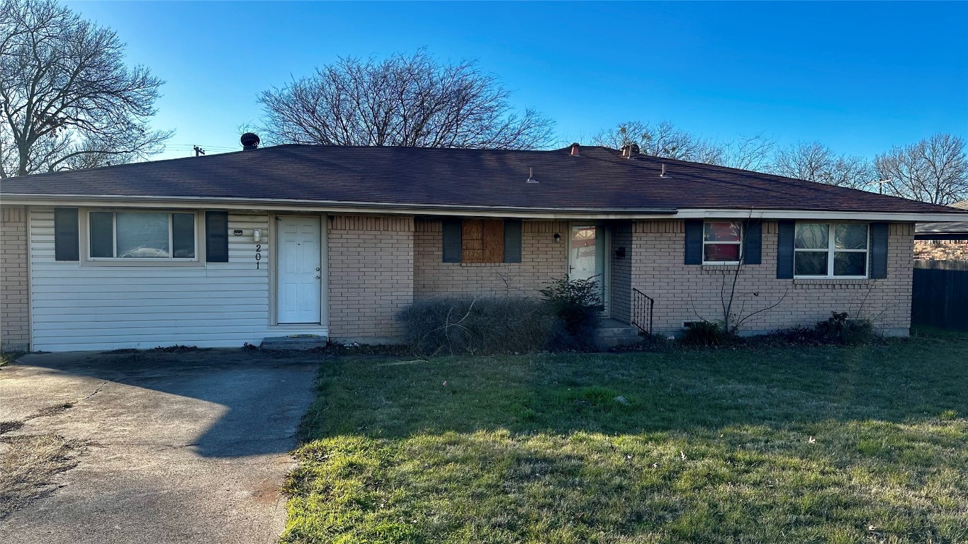 201 S Parks Drive Desoto TX 75115
