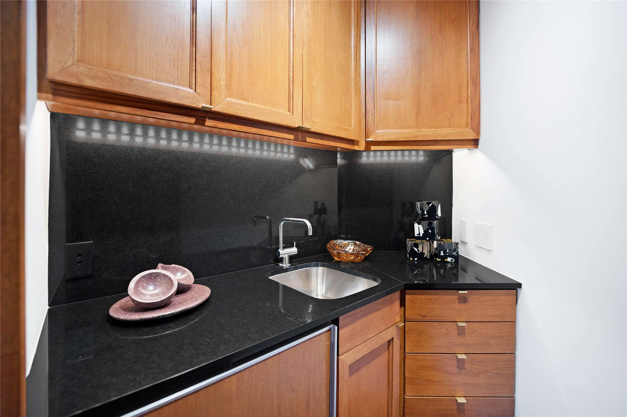 3901 Turtle Creek Boulevard, Residence 7 Dallas TX 75219