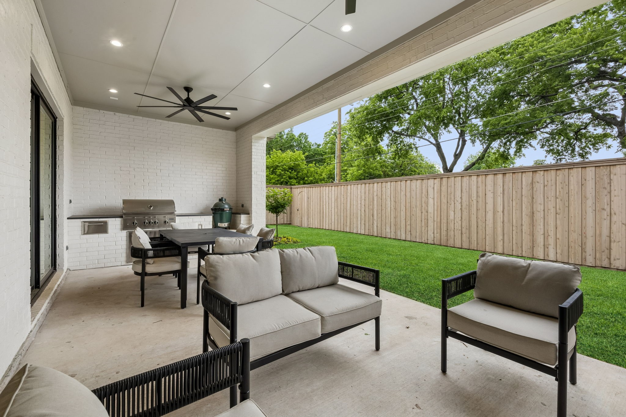 10215 Lynford Drive Dallas TX 75238