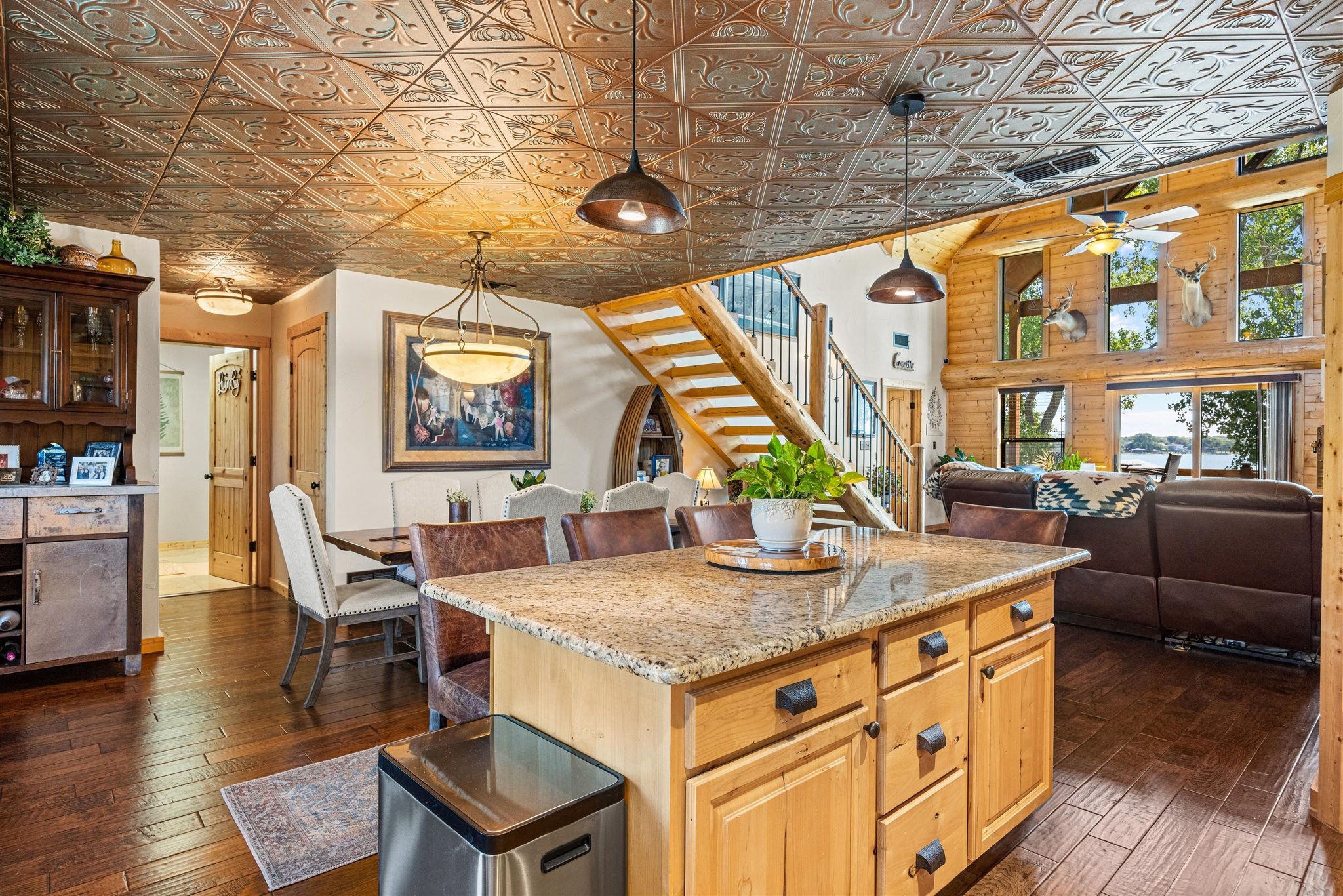 808 W Lake Drive Weatherford TX 76087