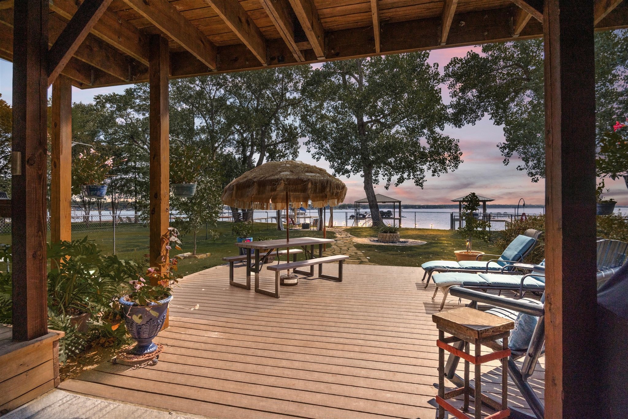 808 W Lake Drive Weatherford TX 76087