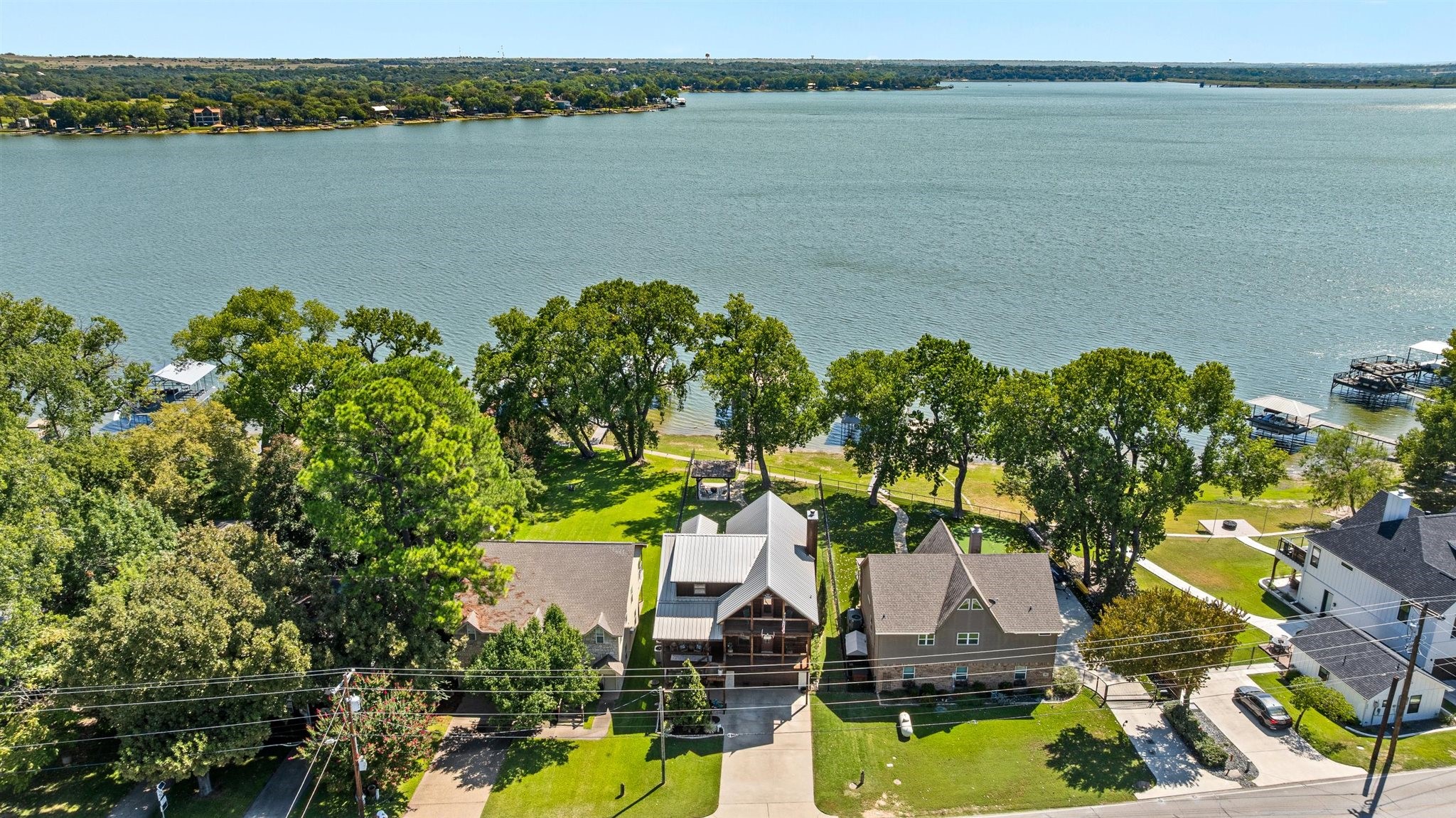 808 W Lake Drive Weatherford TX 76087