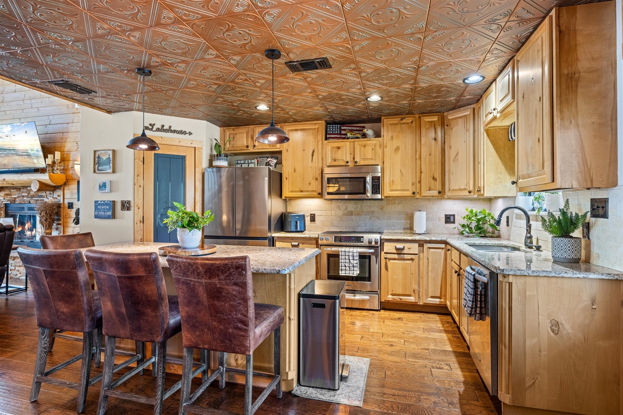 808 W Lake Drive Weatherford TX 76087