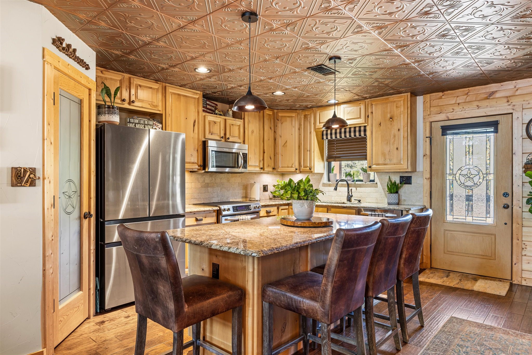 808 W Lake Drive Weatherford TX 76087