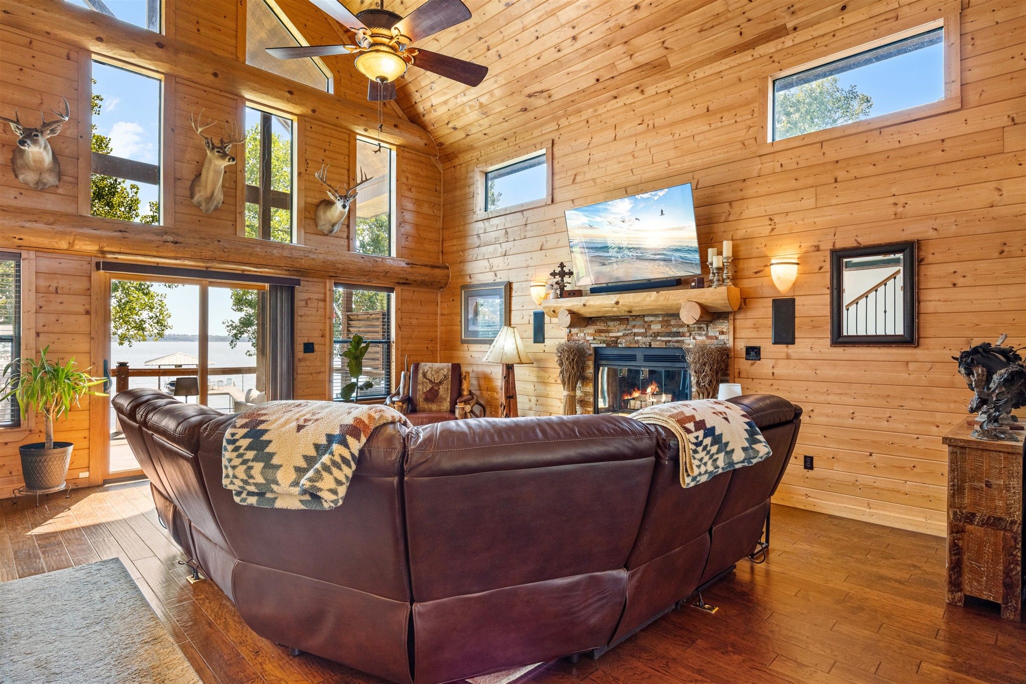 808 W Lake Drive Weatherford TX 76087