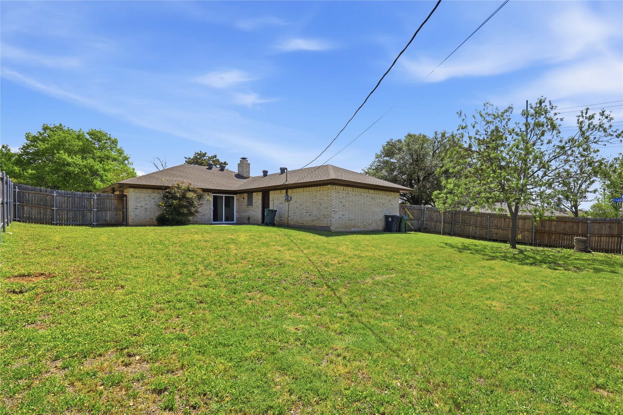 1910 Green Meadow Court Arlington TX 76013