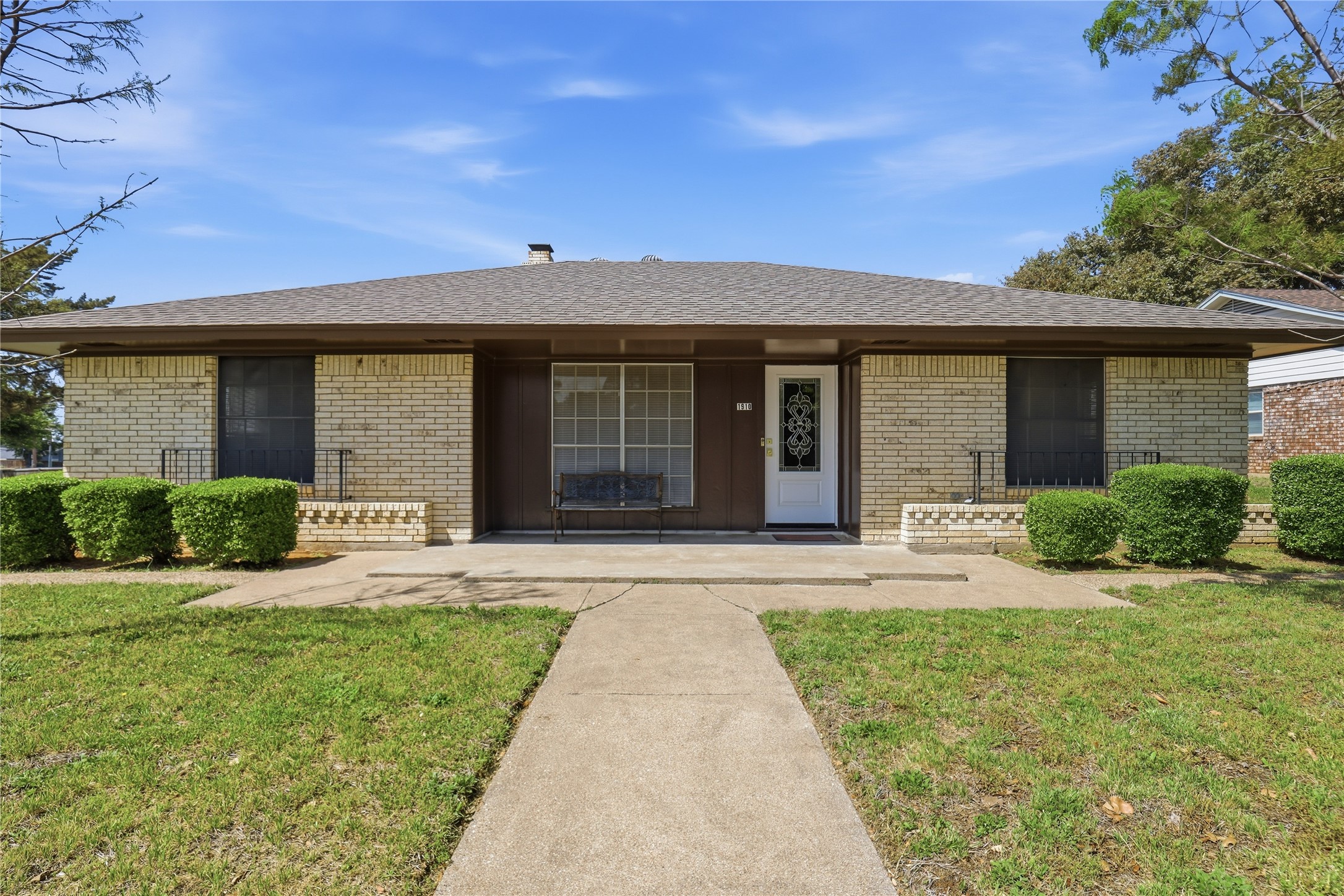 1910 Green Meadow Court Arlington TX 76013