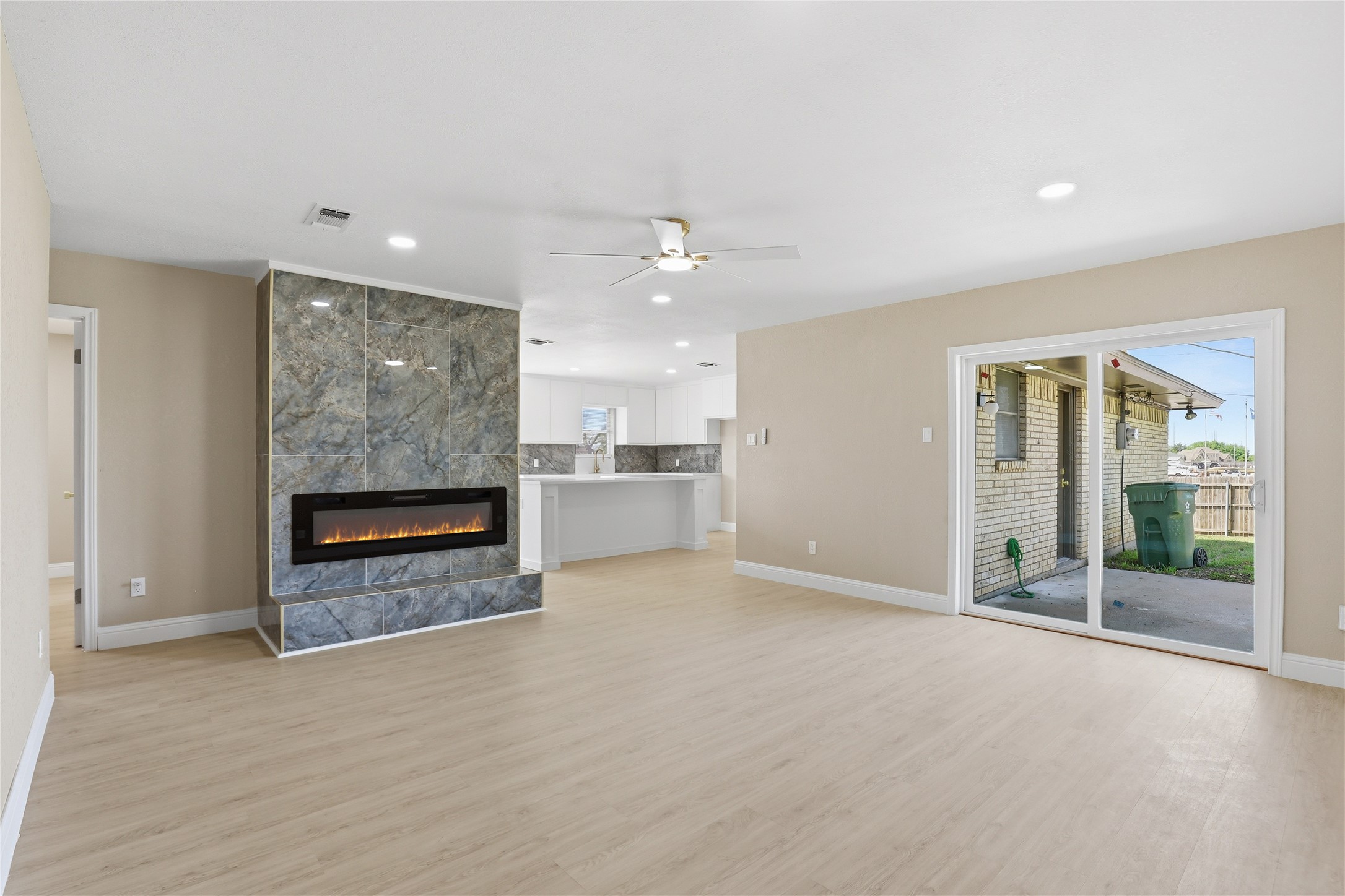 1910 Green Meadow Court Arlington TX 76013