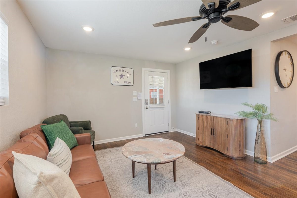 713 SE 16th Street Mineral Wells TX 76067