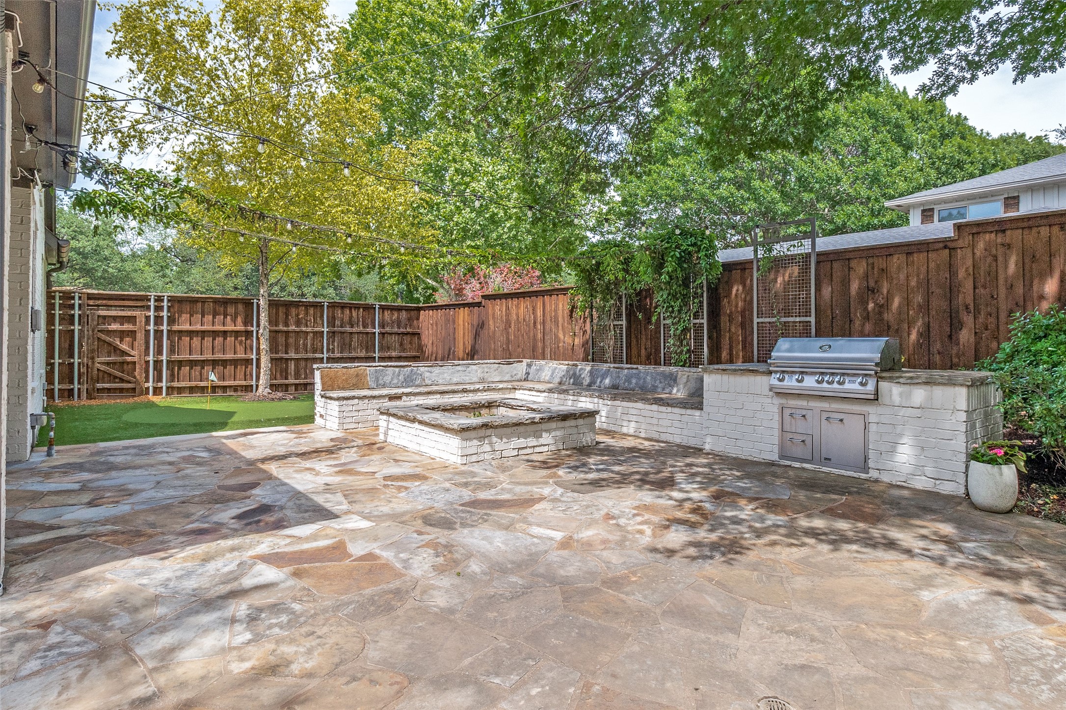 3970 Cobblestone Circle Dallas TX 75229
