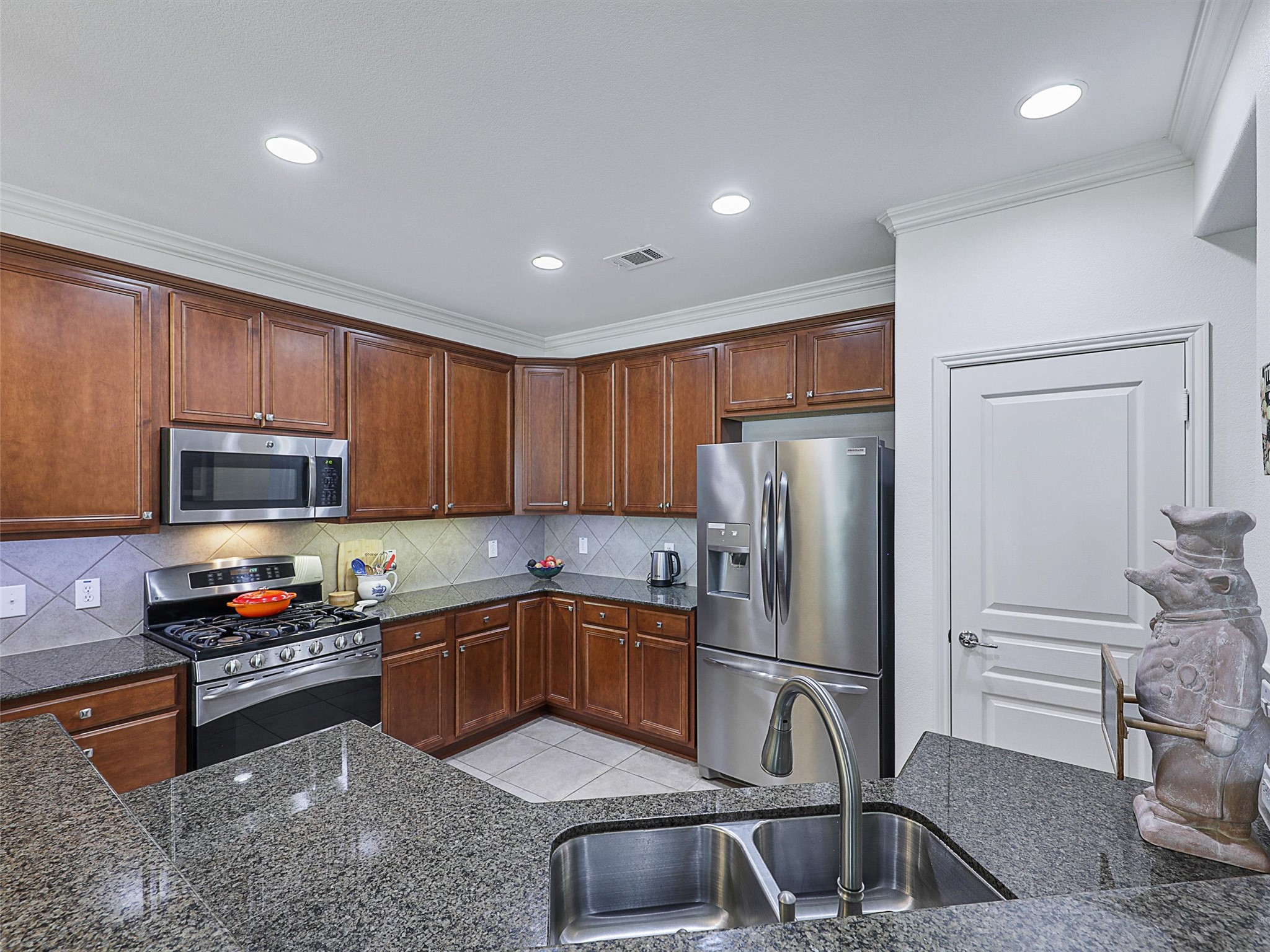 6073 Prairie Bend Lane Frisco TX 75036