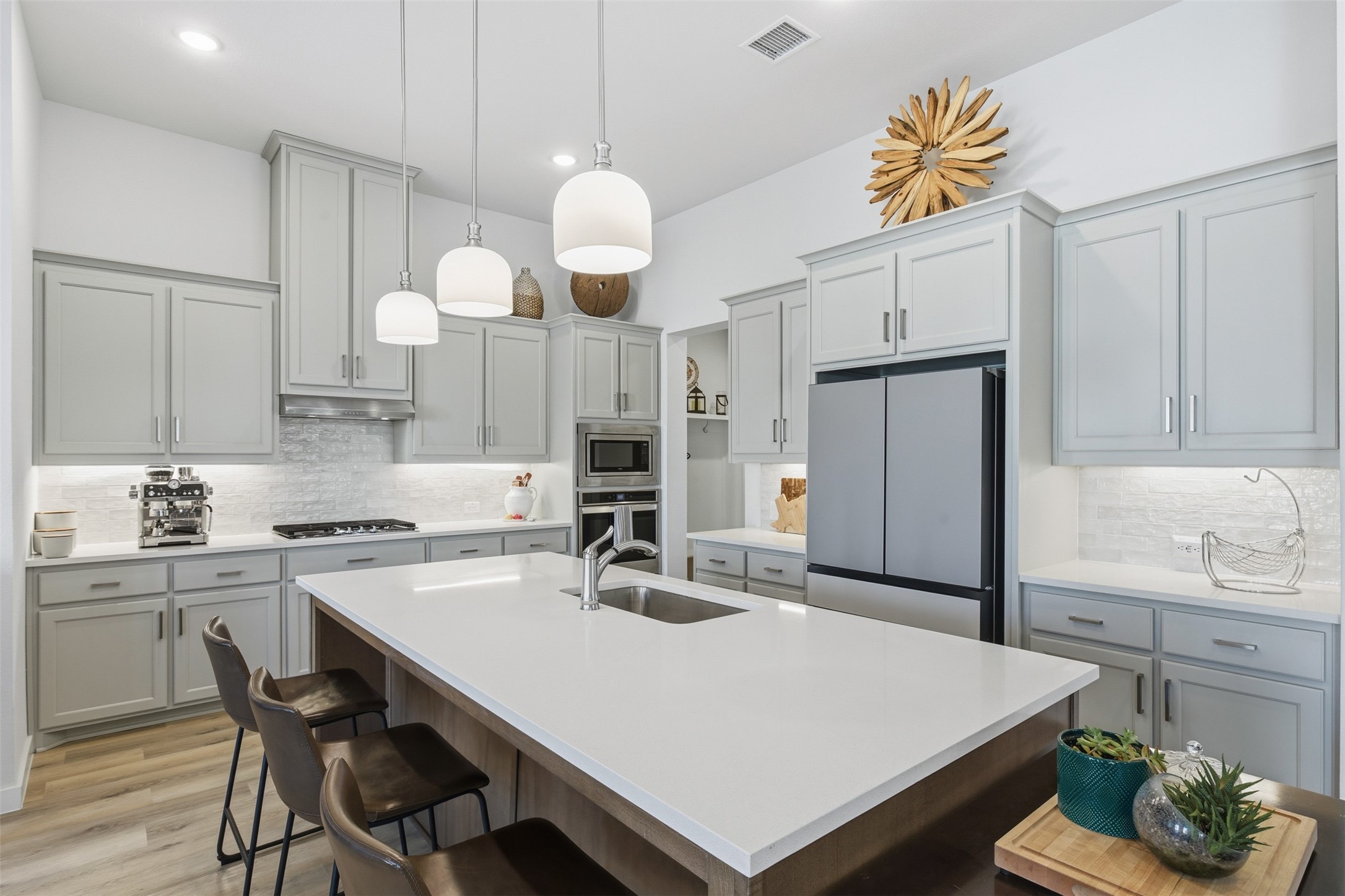 7513 Woodwheel Drive Fort Worth TX 76123