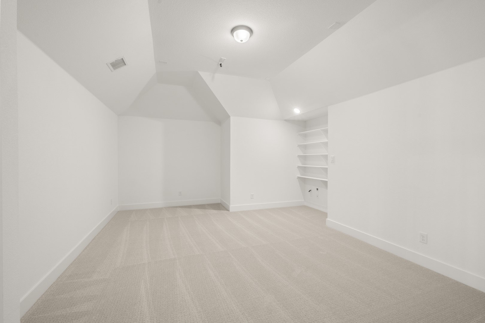 1001 E Hidden Lakes Drive Desoto TX 75115