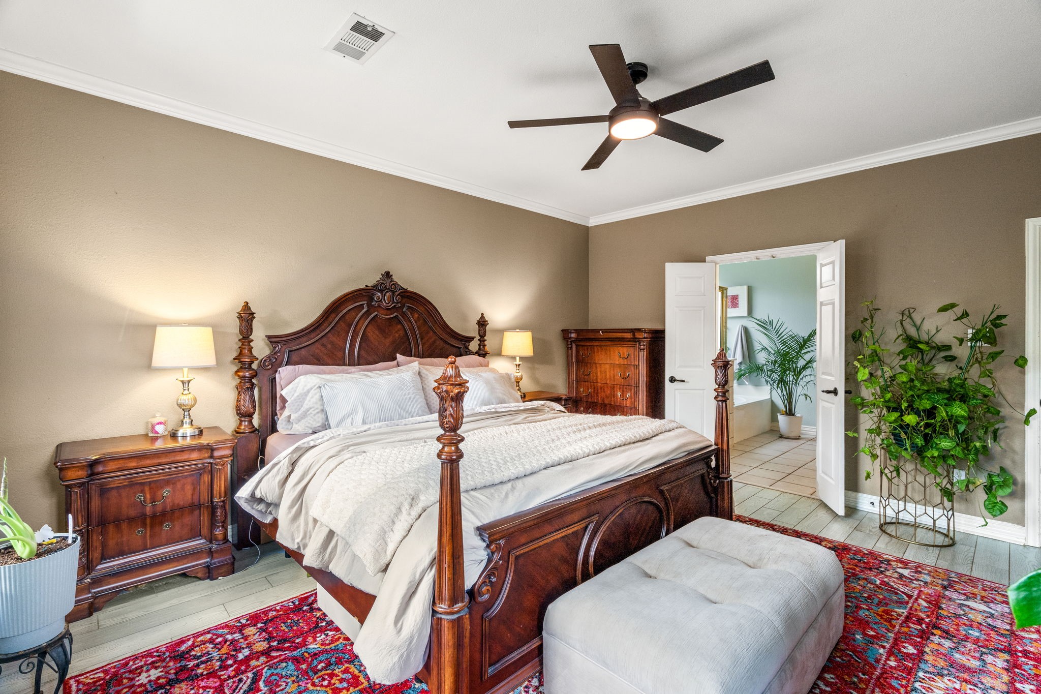 3804 Comanche Trail Bedford TX 76021