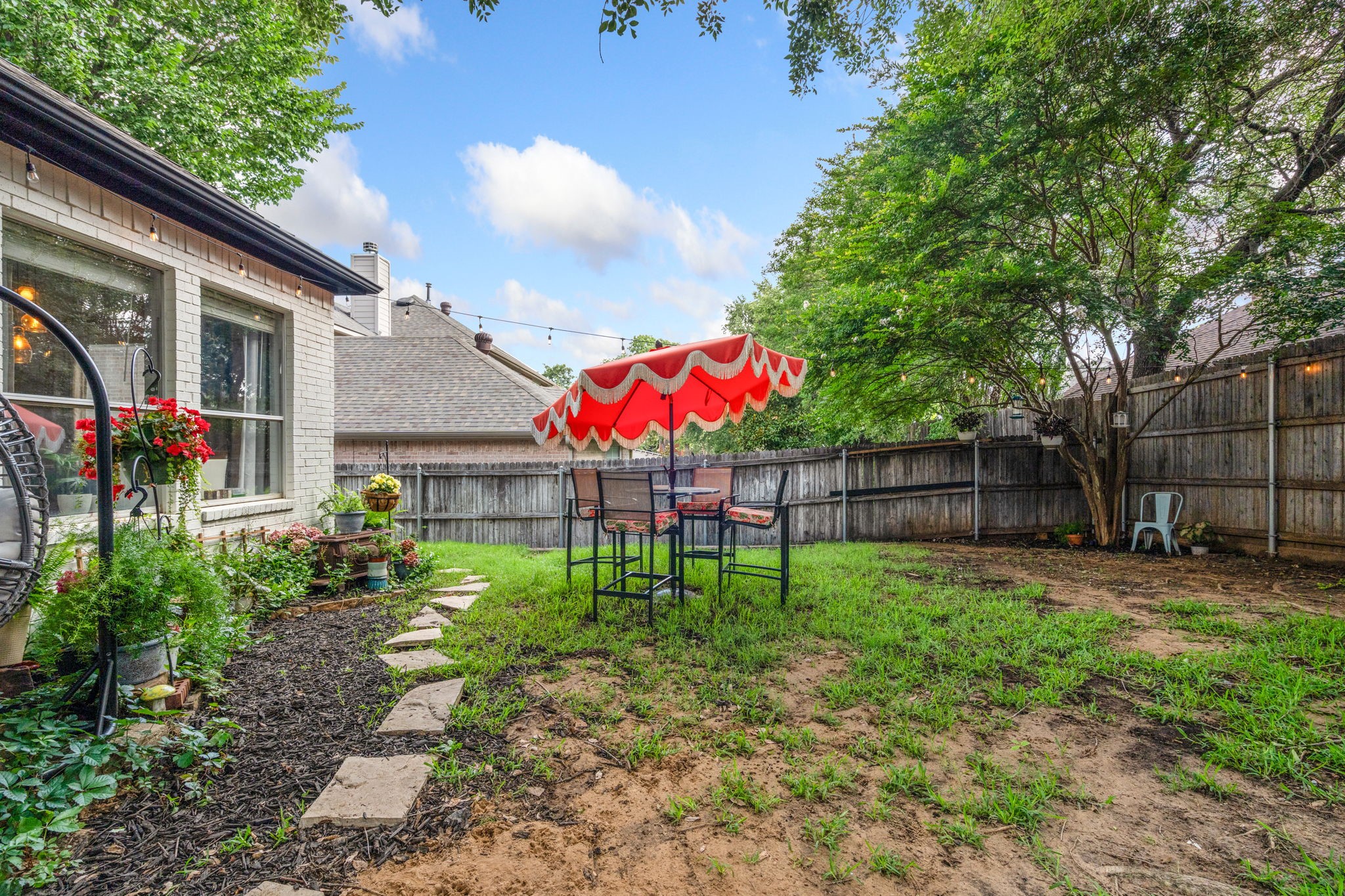 3804 Comanche Trail Bedford TX 76021