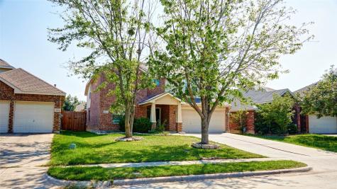 2863 Park Place Drive Grand Prairie TX 75052