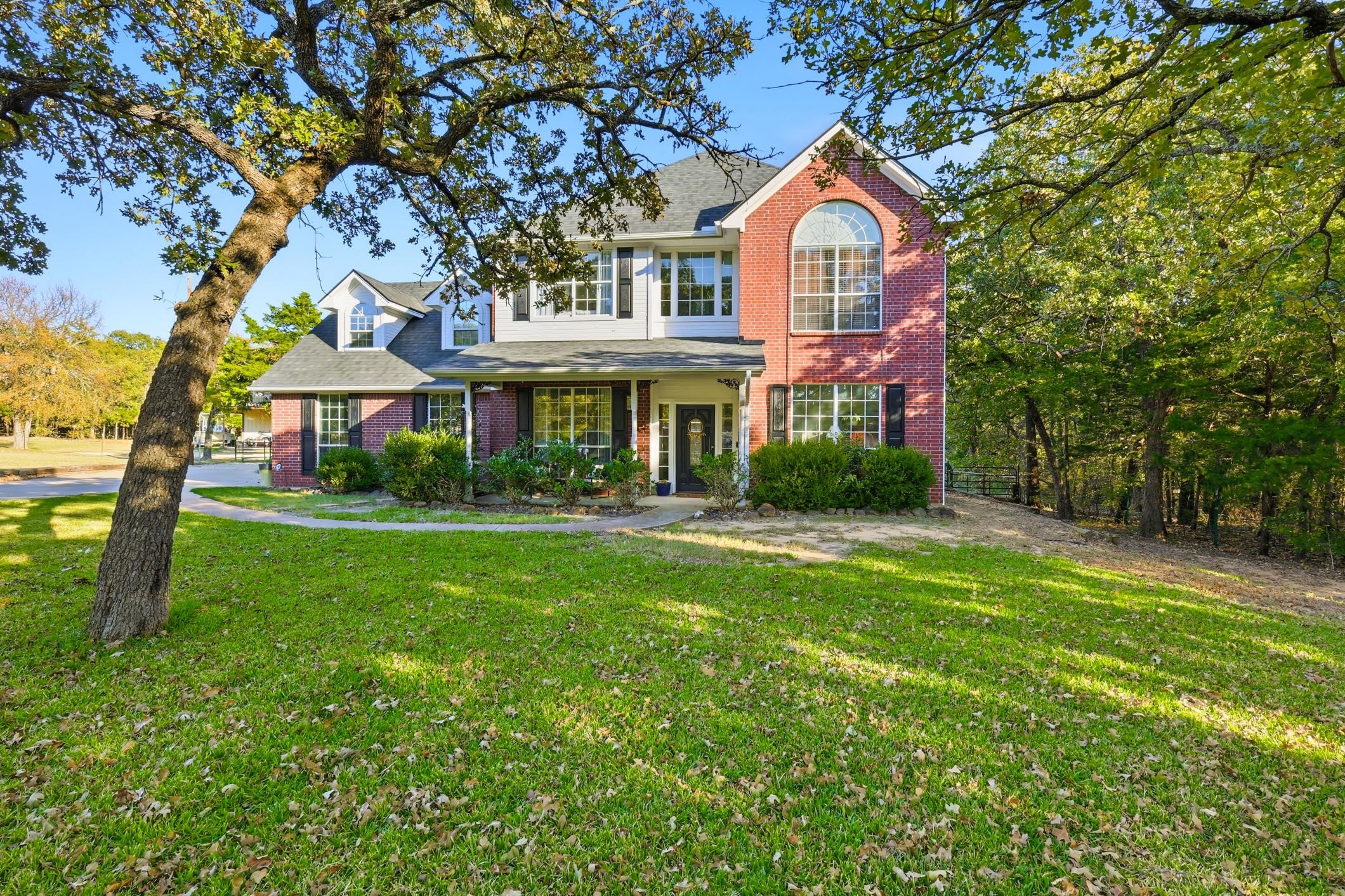 640 County Road 203 Collinsville TX 76233
