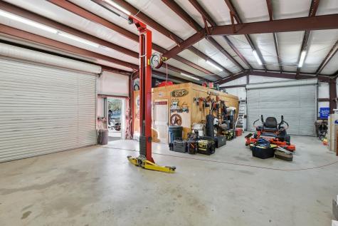 640 County Road 203 Collinsville TX 76233