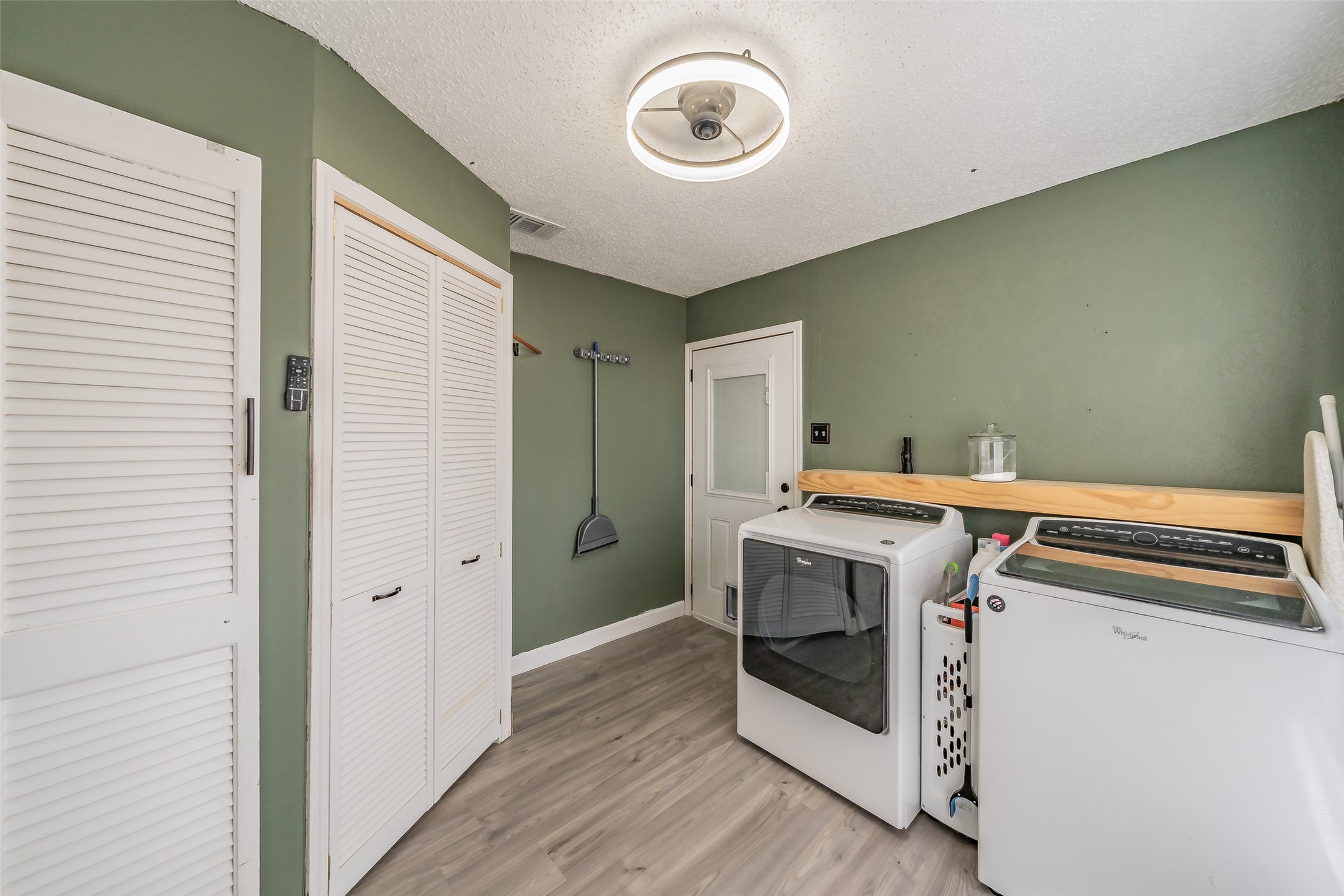 705 Salem Drive Arlington TX 76014