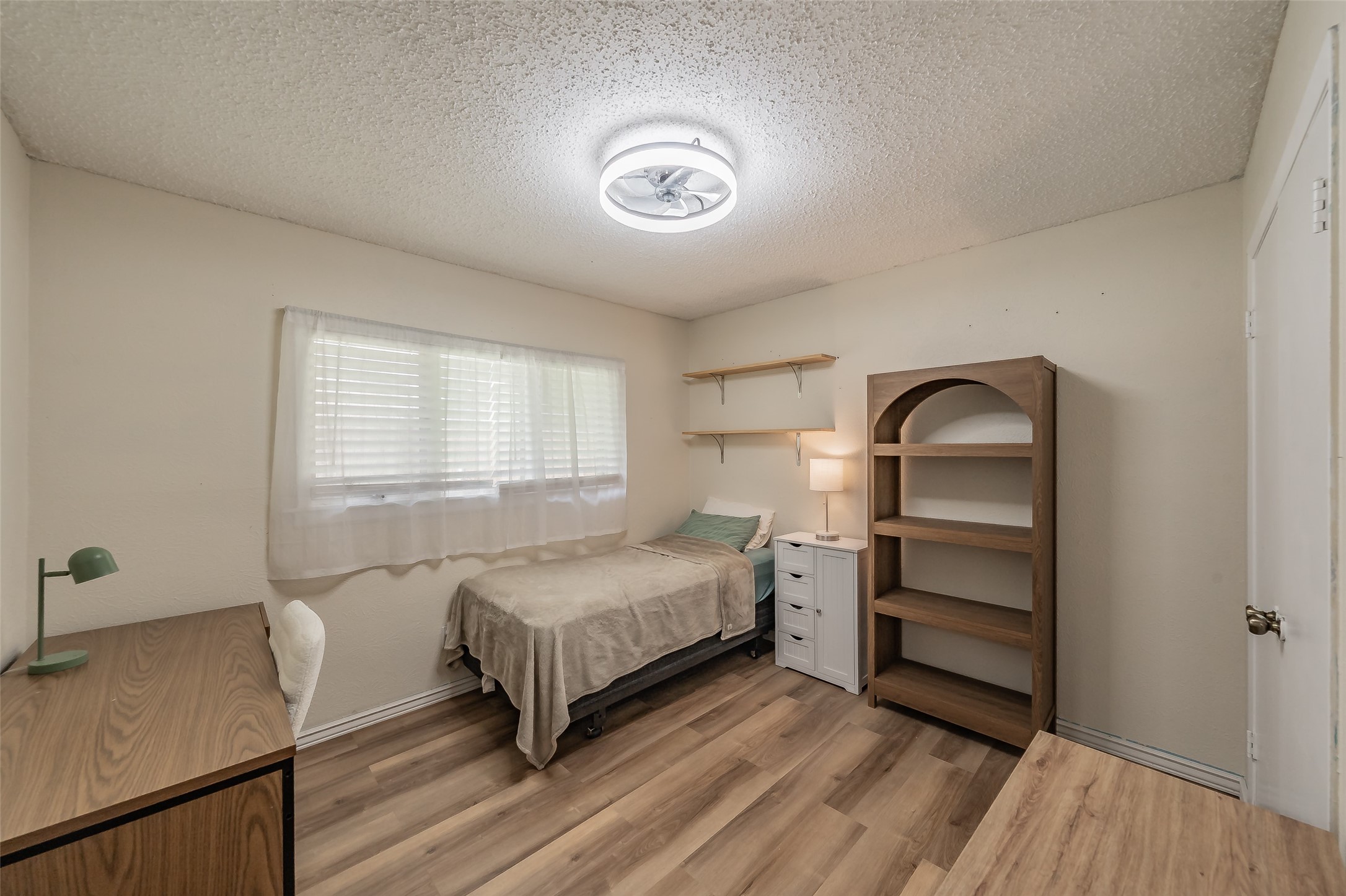 705 Salem Drive Arlington TX 76014