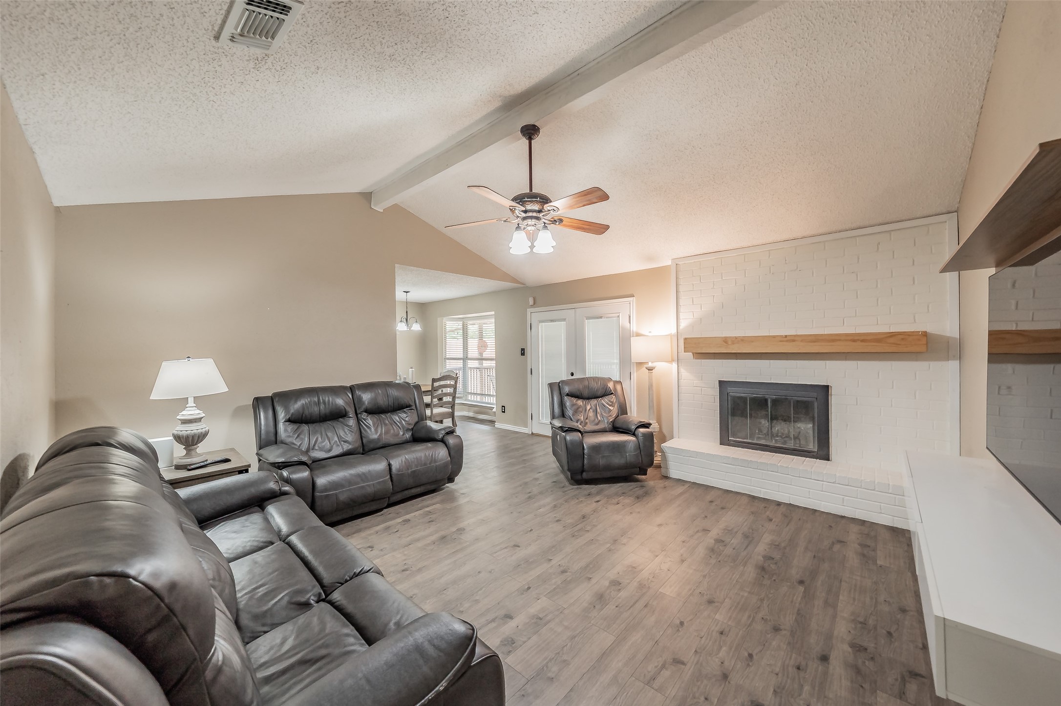 705 Salem Drive Arlington TX 76014