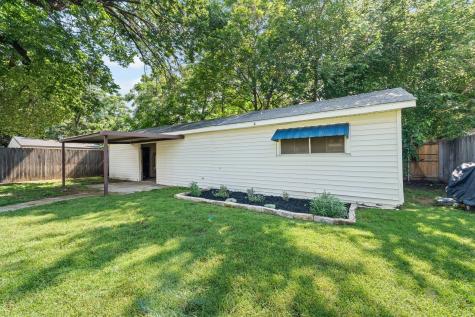 602 Harrisdale Avenue River Oaks TX 76114