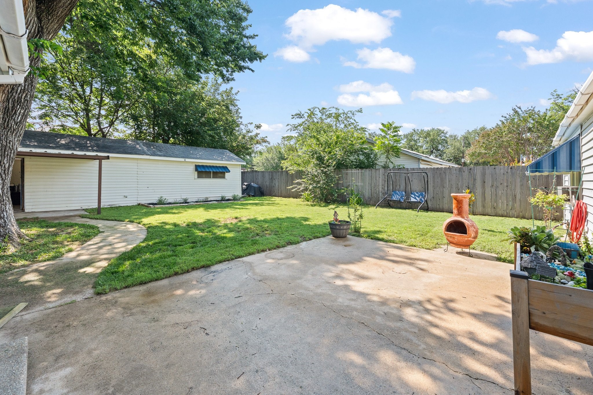 602 Harrisdale Avenue River Oaks TX 76114